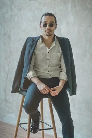  Michael Kho photo