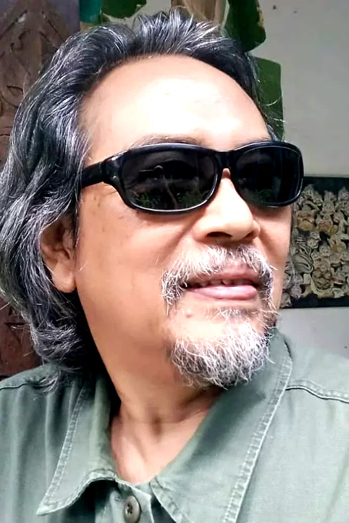  Budi Ros