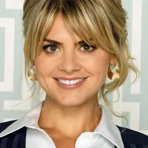 Photo star : Eliza Coupe