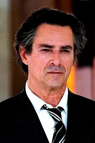 Sami Frey