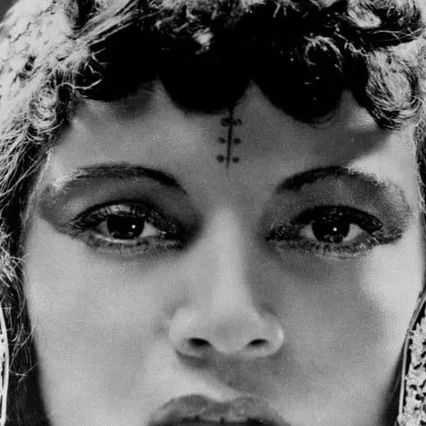  Annabella