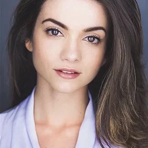 Photo star :  Lauren LaVera