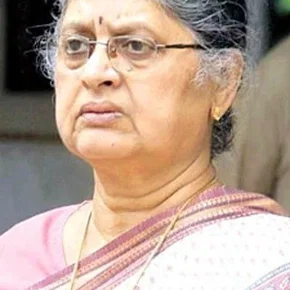 Photo star :  Sulabha Arya