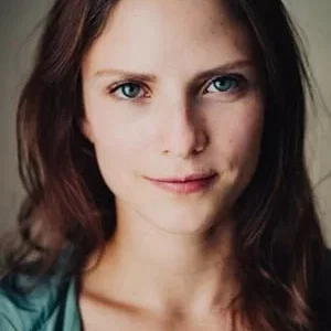  Paulette Hernández