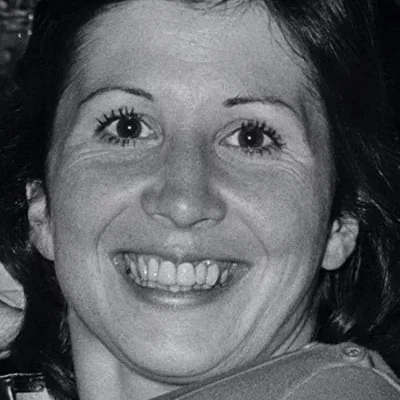  Ann Travolta