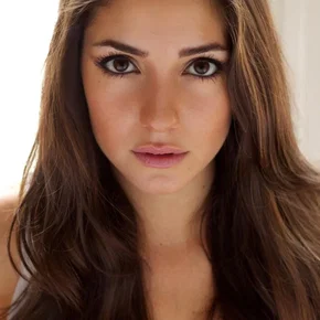 Photo star :  Paniz Zade