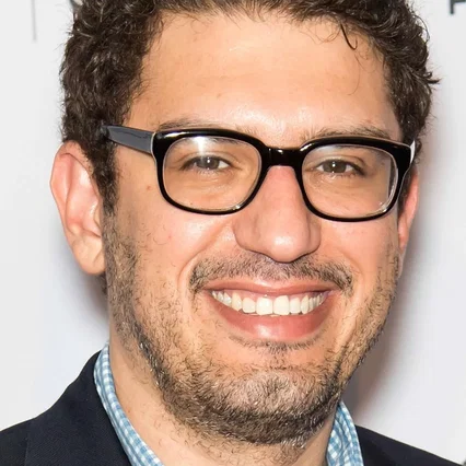  Sam Esmail