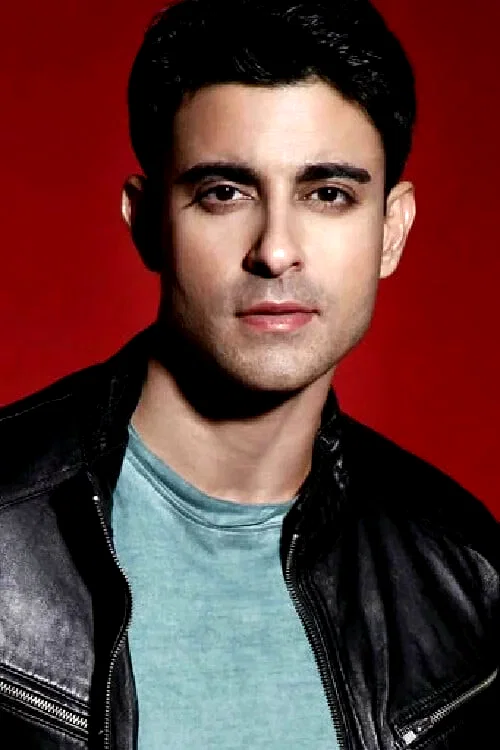  Gautam Rode