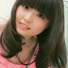 Photo star :  Momo Asakura