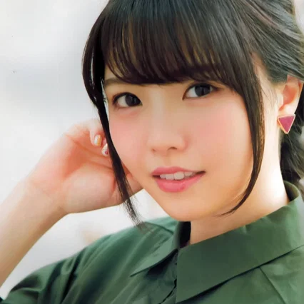  Momo Asakura