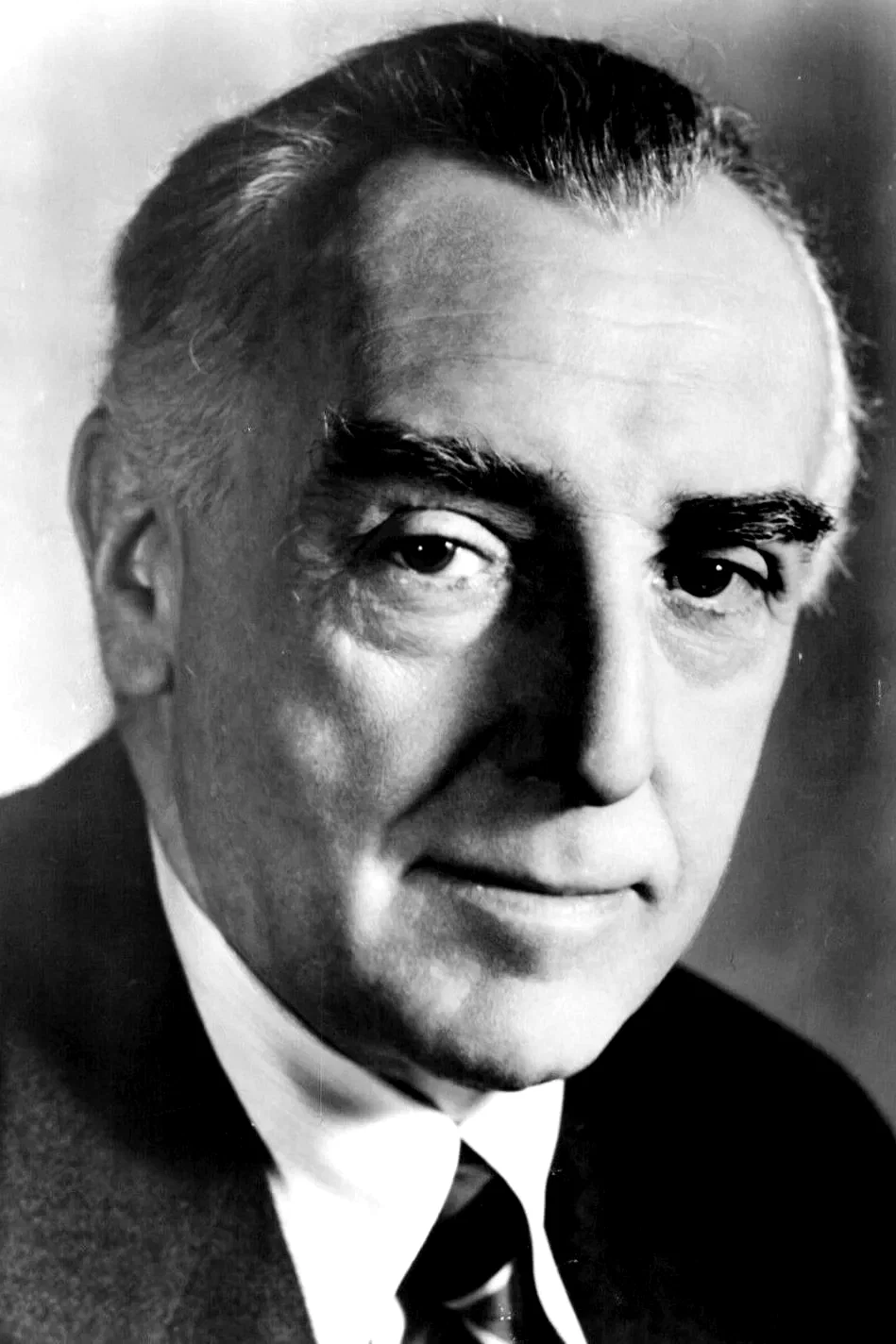 Walter Hampden