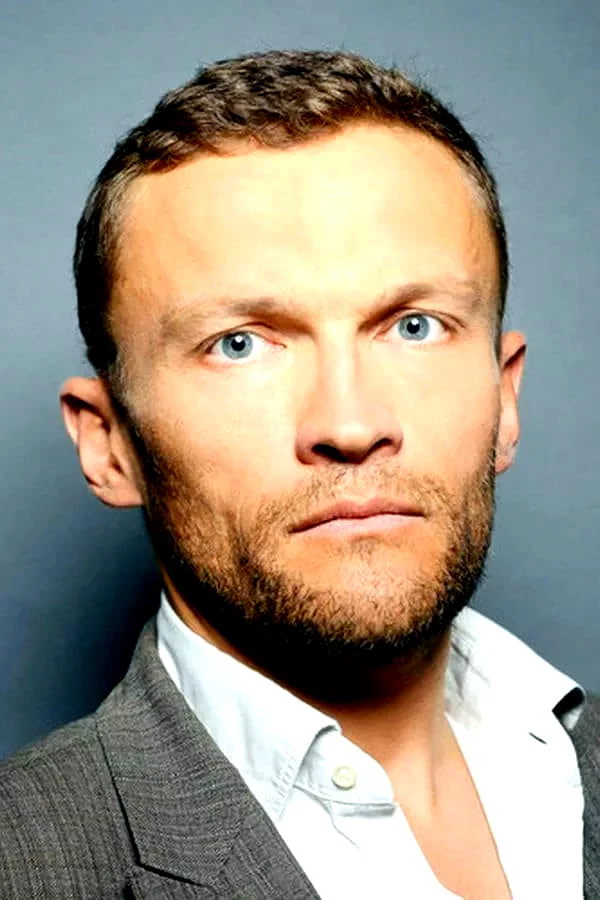  Sylvain Tesson
