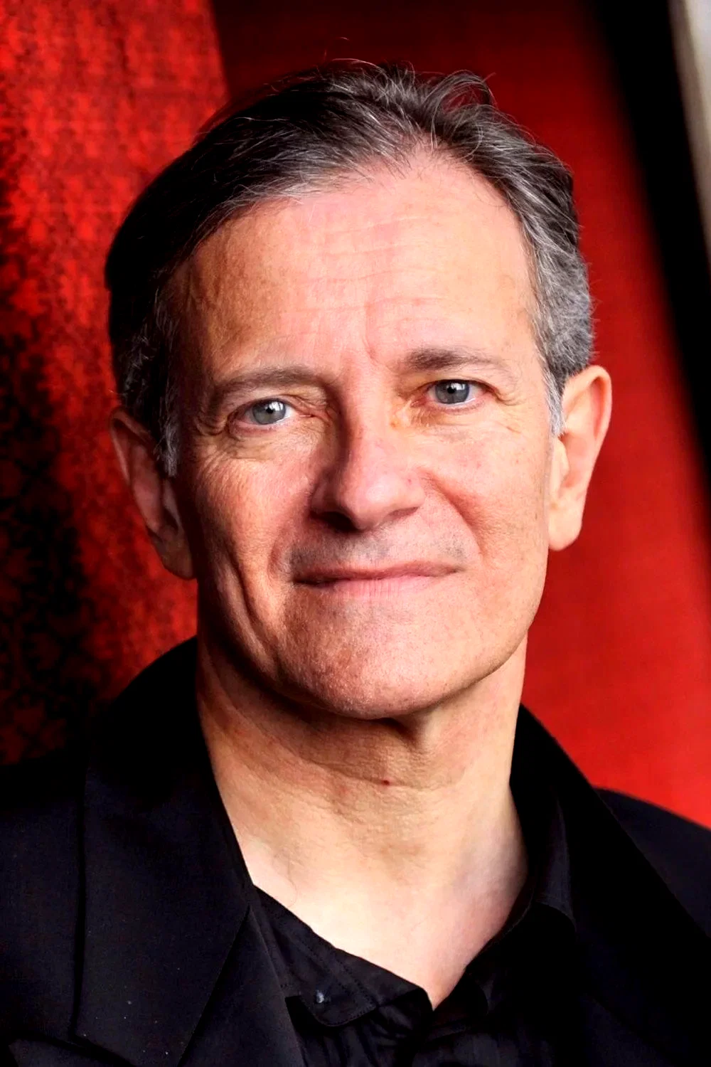 Francis Huster