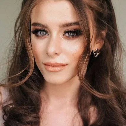  Ilayda Alişan