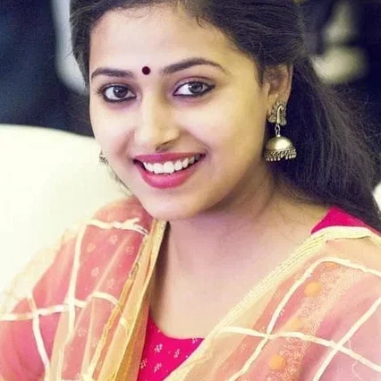  Anu Sithara