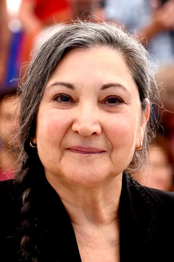 Robin  Bartlett