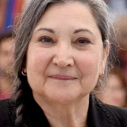 Robin  Bartlett