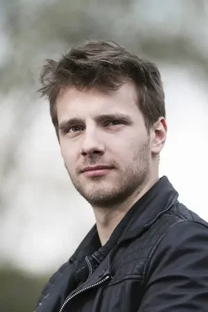  Maciej Musiał