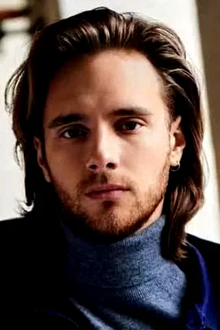  Maciej Musiał