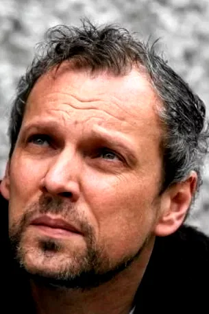  Robert Wichrowski