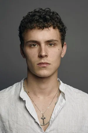  Arón Piper photo