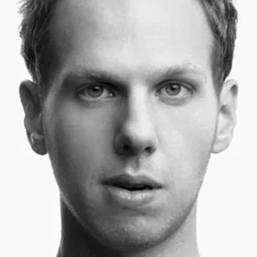 Photo star :  Thomas Coombes