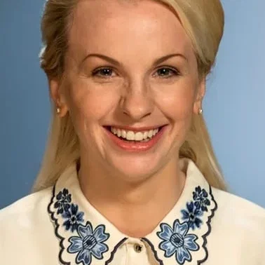  Elina Pähklimägi