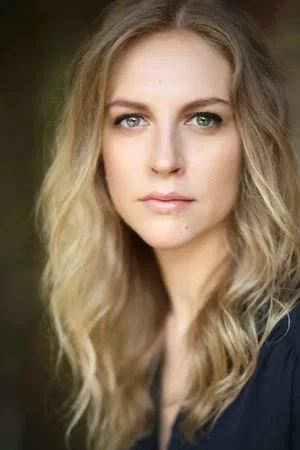  Caitlin Innes Edwards photo