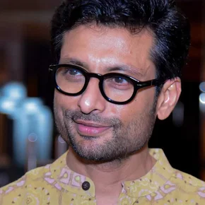 Photo star :  Indraneil Sengupta
