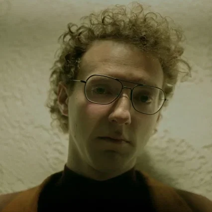 Daniel Goldhaber