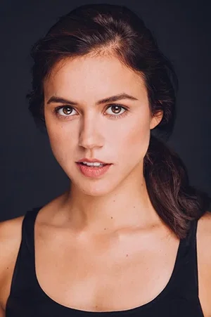  Nina Kiri photo