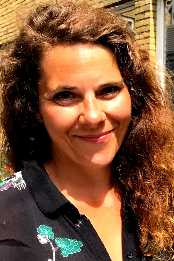  Vanna Rosenberg