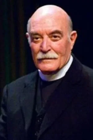  Emiliano Redondo photo
