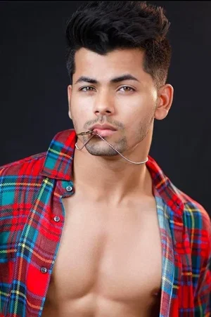  Siddharth Nigam photo