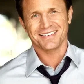 Photo star :  David Yost