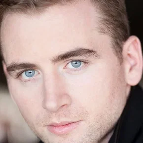 Photo star :  Tom Christian