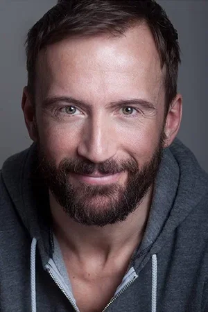  Anthony Howell photo