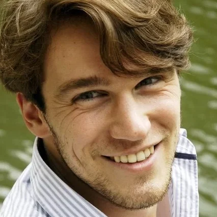  Tristan Robin