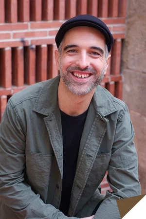  Mikel Gurrea photo