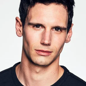 Photo star :  Cory Michael Smith