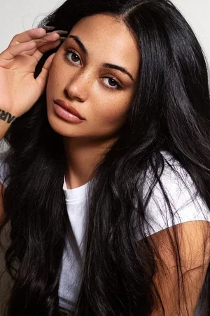  Tamera Kissen photo