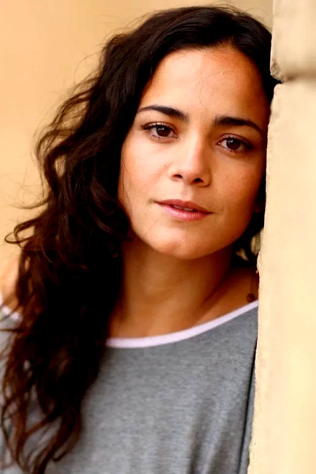Alice Braga