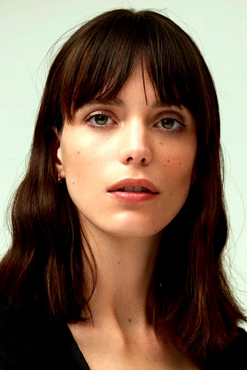 Stacy  Martin 