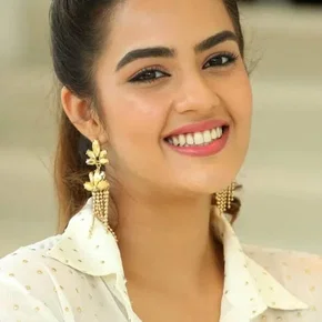 Photo star :  Kavya Thapar