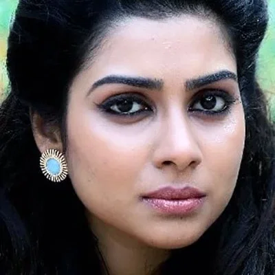  Satna Titus