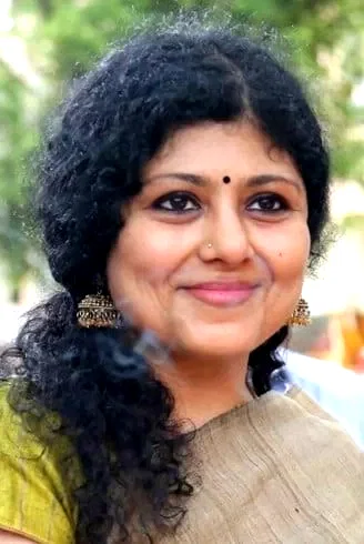  Dheepa Ramanujam