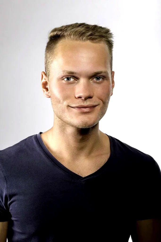  Maximilian Beck
