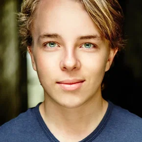 Photo star : Ed Oxenbould