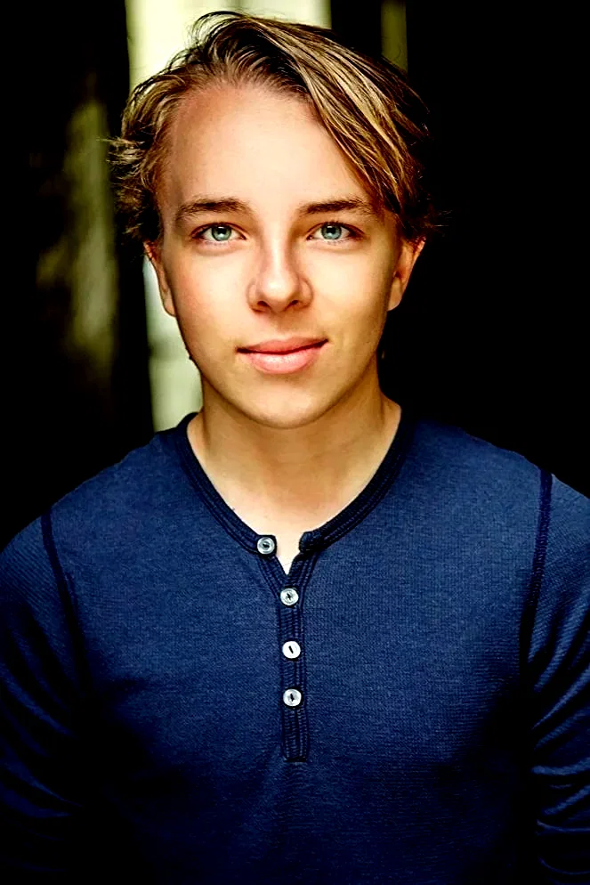 Ed Oxenbould
