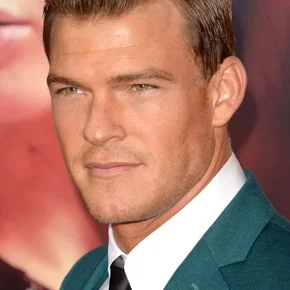 Photo star : Alan Ritchson